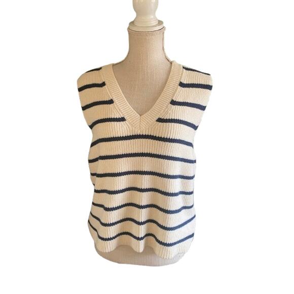 NWT Zara V-neck Striped sweater Large - Picture 2 of 4